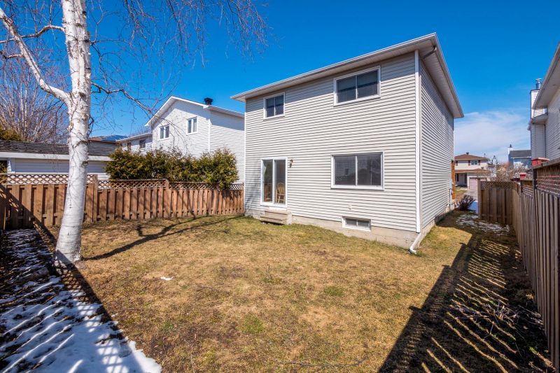 700 Levac Dr Ottawa ON K4A 2R1large02925Exterior Back1500x1000