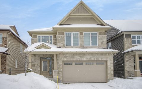 415 Landswood Way, Stittsville, Ontario, K2S0A3, Canada House Detached real  estate property for sale - pulseonrealestate.com