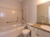 53-paxton-ln-ottawa-on-k1b-1b7-large-022-19-main-bathroom-1500x1000-72dpi