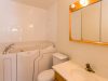 1427-leigh-crescent-ottawa-on-large-019-17-main-bathroom-1500x1000-72dpi