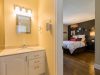 29-conniston-ave-ottawa-on-k2h-large-014-8-master-bedroom-ensuite-1500x1000-72dpi